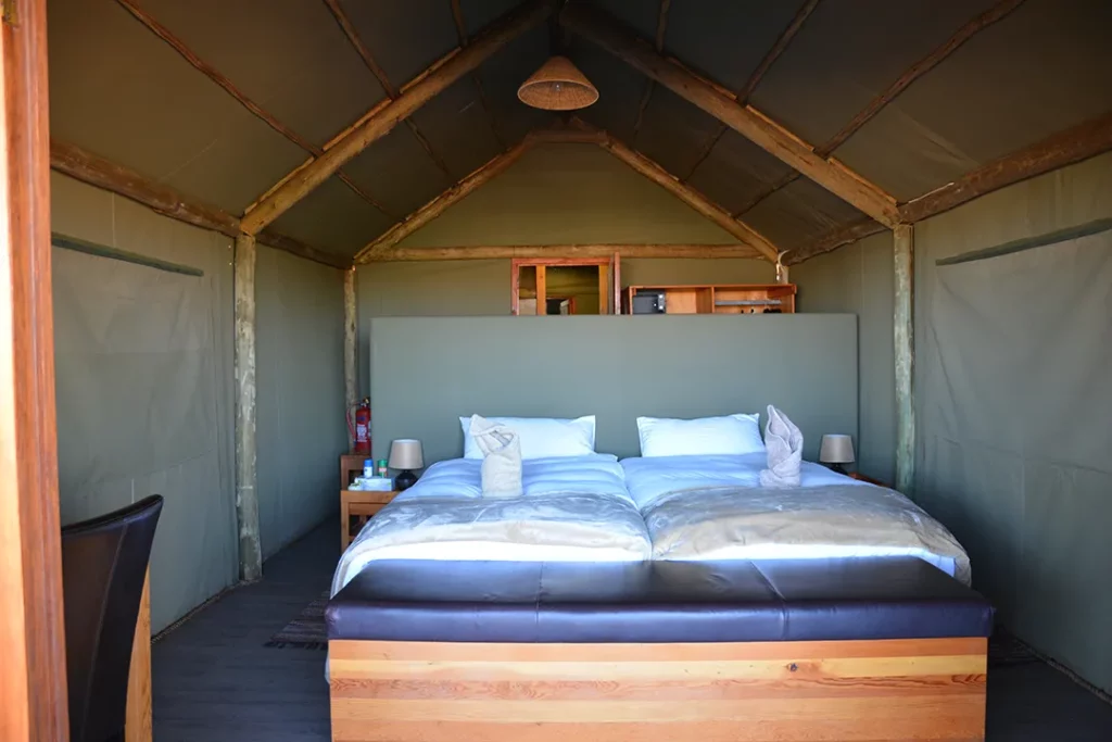 Intu Afrika Suricate Lodge