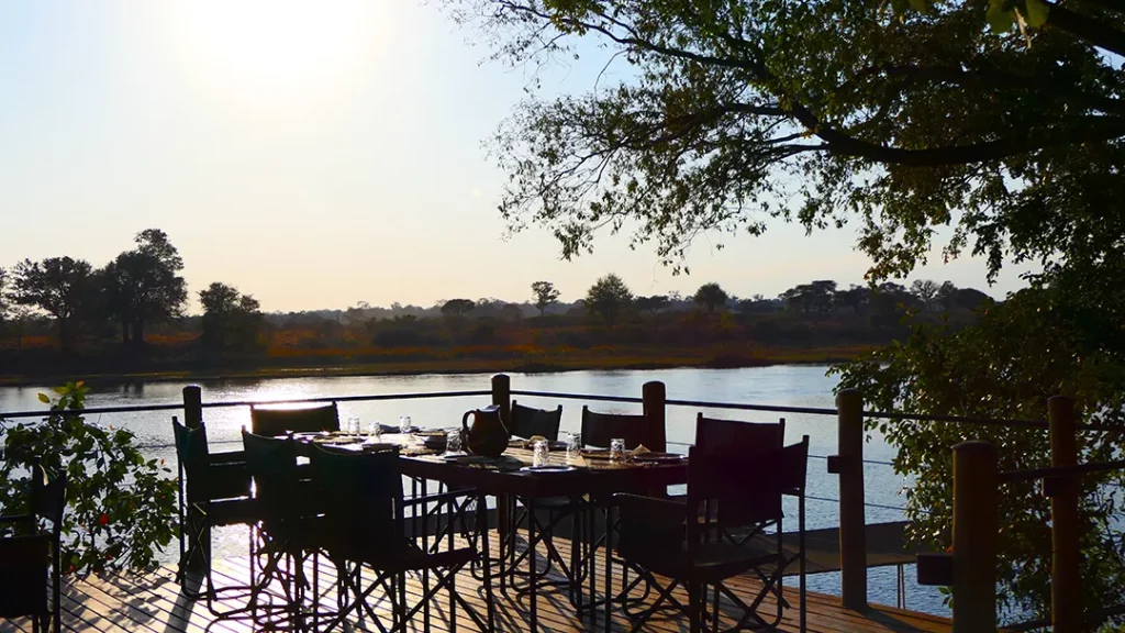 Ndhovu Safari Lodge